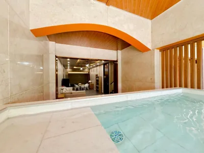 Lakeview Park Residence - 2 Separate Duplexes, Each with a Private Pool - Read !About the Property! Before Booking – Photos 2
