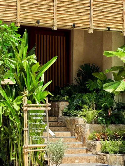 Lakeview Park Residence - 2 Separate Duplexes, Each with a Private Pool - Read !About the Property! Before Booking – Photos 10